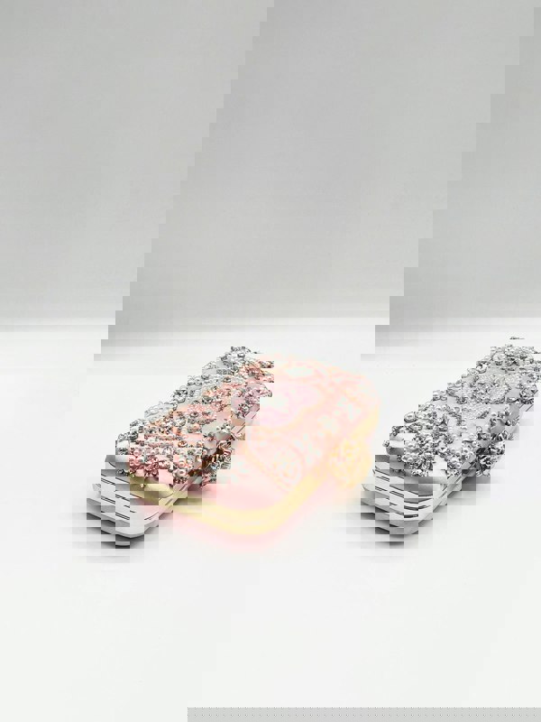 SVNX Embellished Heart Clutch Bag In Pink