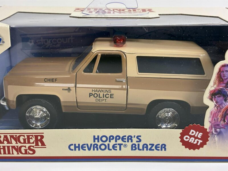 MCSlots Stranger Things Hoppers Chevrolet K5 Blazer 1:32 Scale Jada 31114