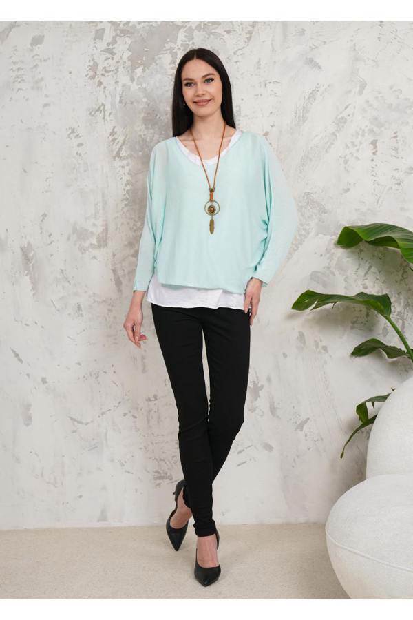 Hoxton Gal Oversized Long Sleeves Double Layered Top with Necklace in Mint