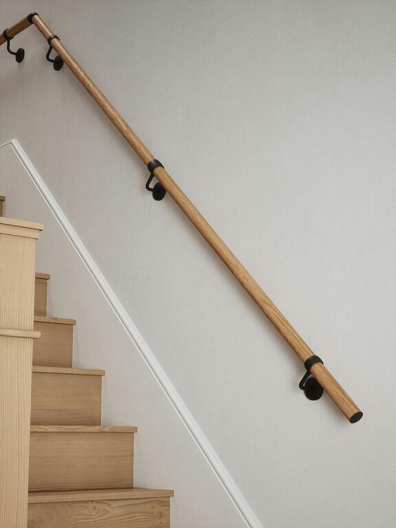 Handrails Direct Stoneleigh Red Oak Quarter Landing Handrail