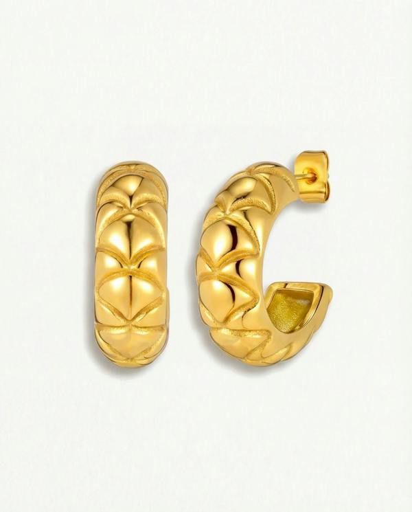 Elk & Bloom Chunky 14k Gold Engraved Huggie Hoops