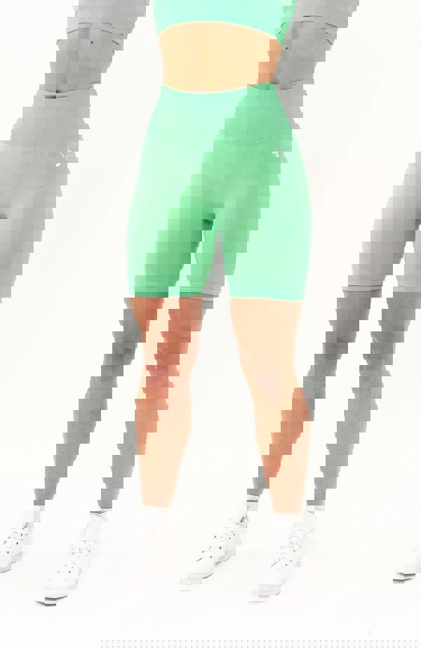 V3 Apparel Women's seamless Limitless high waisted cycle shorts in mint green – Squat proof 5 inch inseam leg bum enhancing shorts for Gym workouts training, Running, yoga, bodybuilding and bikini fitness.