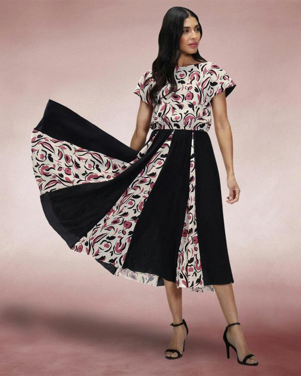 HotSquash Pleated Midi Dress