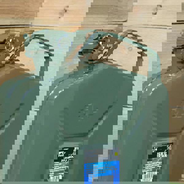 Samuel Alexander 5 Litre Metal Jerry Can for Fuel with Leak Proof Bayonet Closure