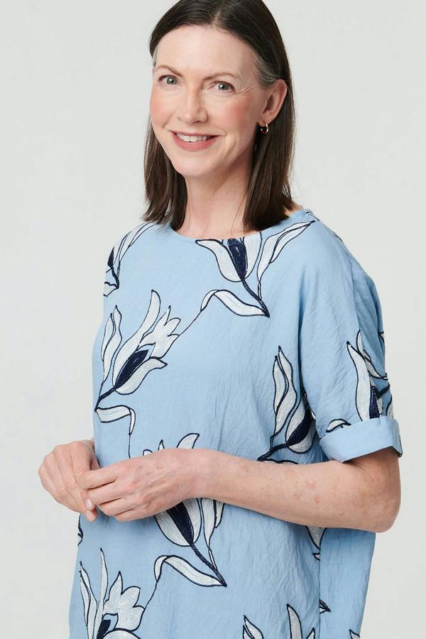 Blue | Floral Embroidered Texture Tunic Top