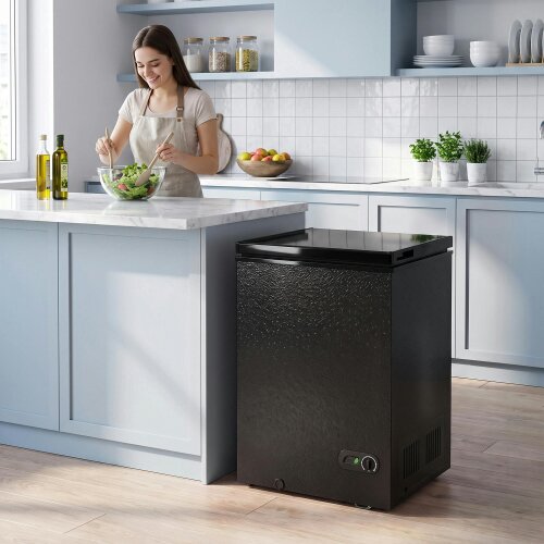 HOMCOM 91L Freestanding Chest Freezer with Removable Storage Basket, Black