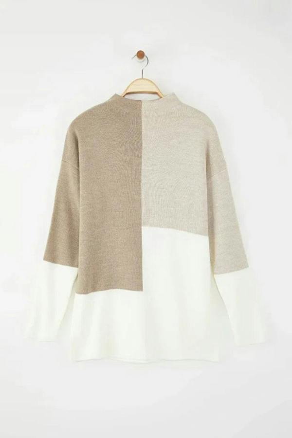 Hoxton Gal Blocked High Neck Knit Sweater