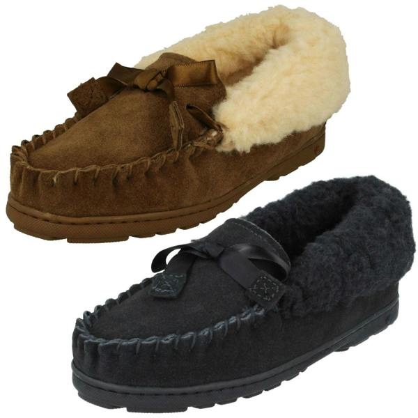 Bear Paw Ladies Bear Paw Bow Detailed Slippers Indio