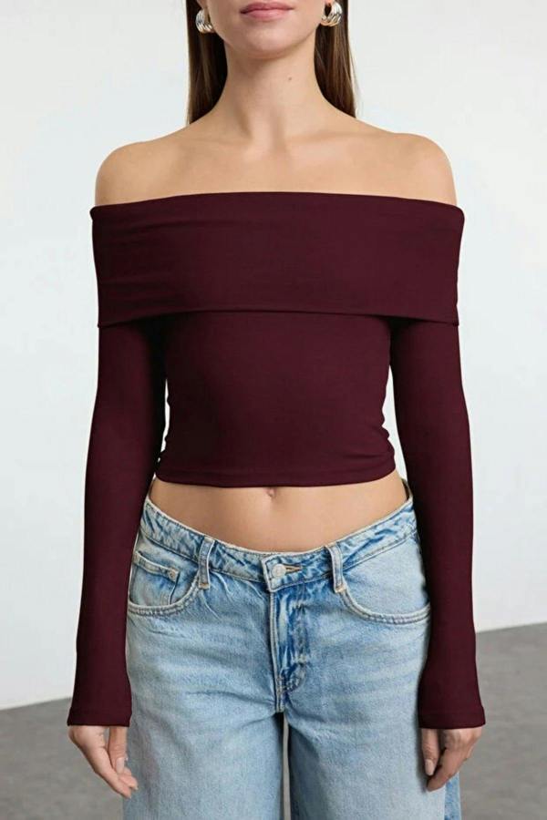 WOVCOR Carmen Collar Crop Knit Blouse