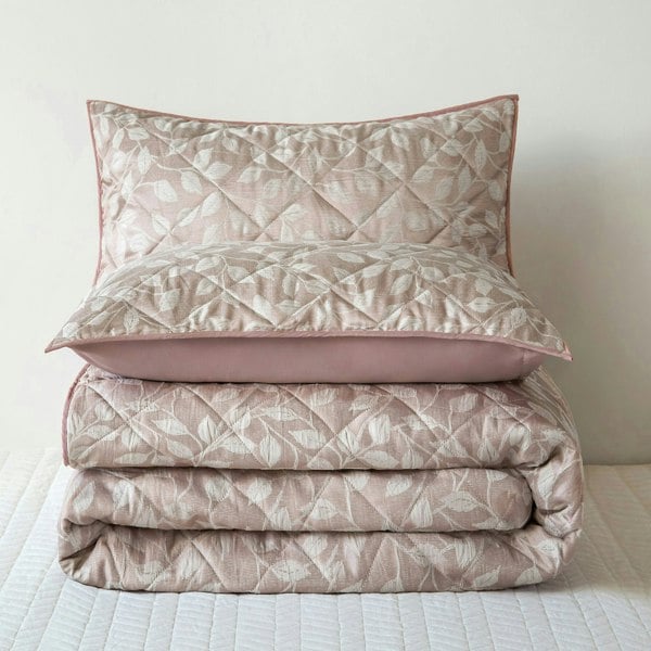 Intimates Florette Luxury Jaquard Floral Quilted Bedspread Set