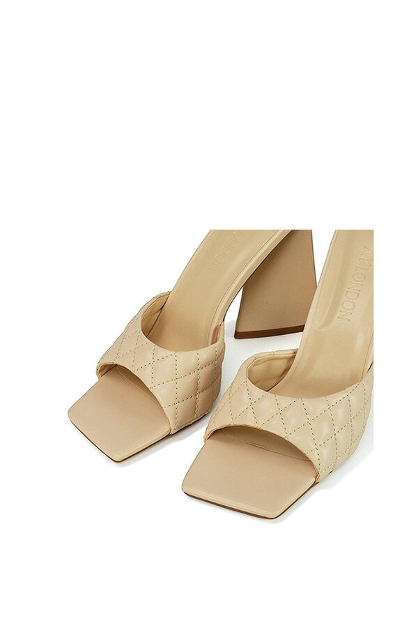 XY LONDON Quilted Square Toe Sculptured Flared High Heels