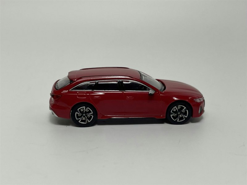 Minichamps Audi RS6 Avant 2019 Red Metallic 1:87 Scale Minichamps 870010010