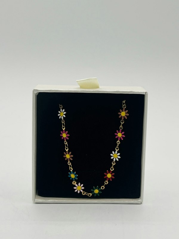 SVNX Daisy Chain Necklace in Multi Gold Plating