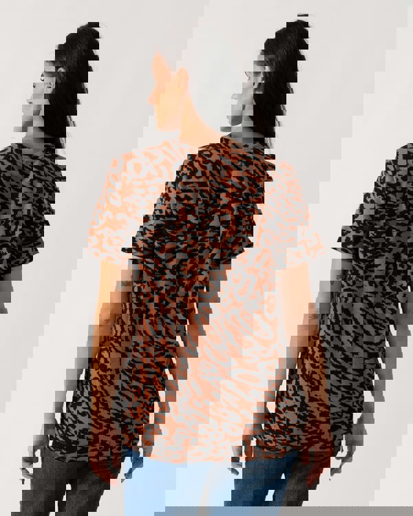 Calvin Klein Wool Jacquard Leopard Womens Tee