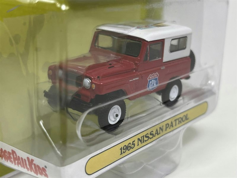 Greenlight 1965 Nissan Patrol Garbage Pail Kids Hitchhike Mike 1:64 Scale 54030C