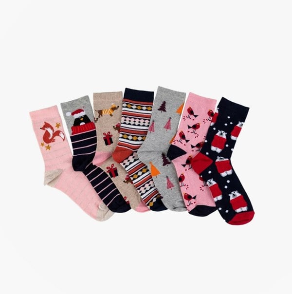 Totes Toasties 7 PACK DAYS OF THE WEEK Womens Cotton Blend Socks Set Multi: One Size