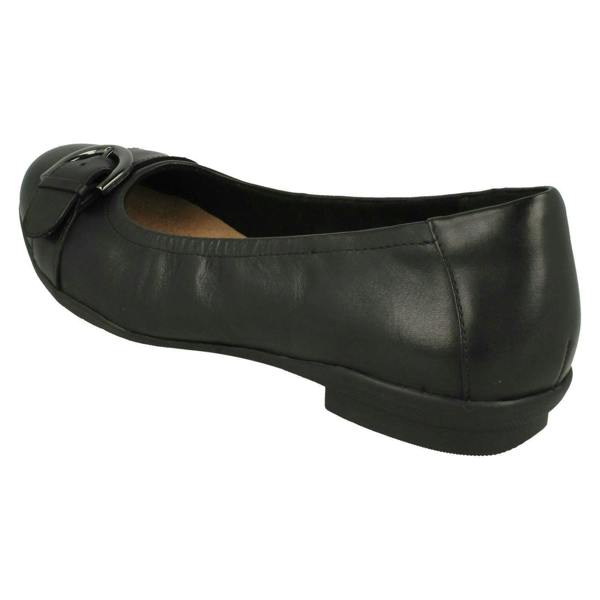 Clarks Ladies Clarks Casual Slip On Flat Shoes Neenah Lark
