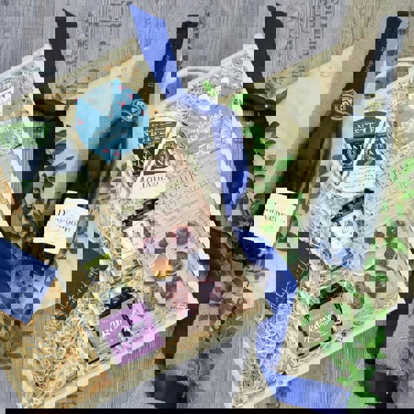 English Wine & Cheese Box