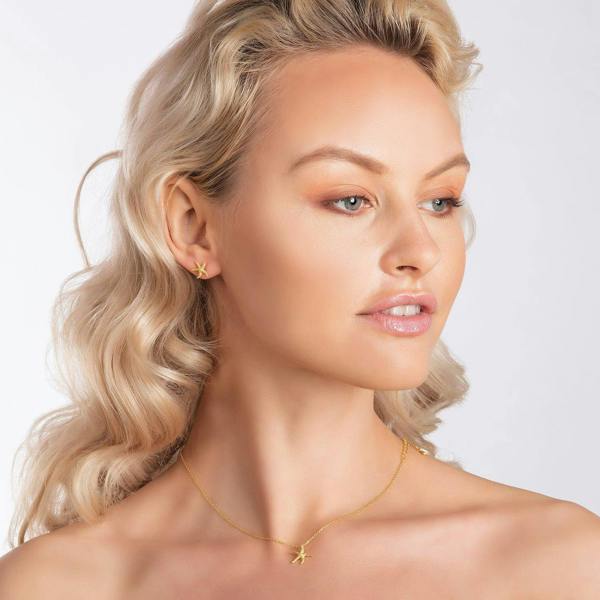 Gold Starfish Pendant Necklace - namana.london
