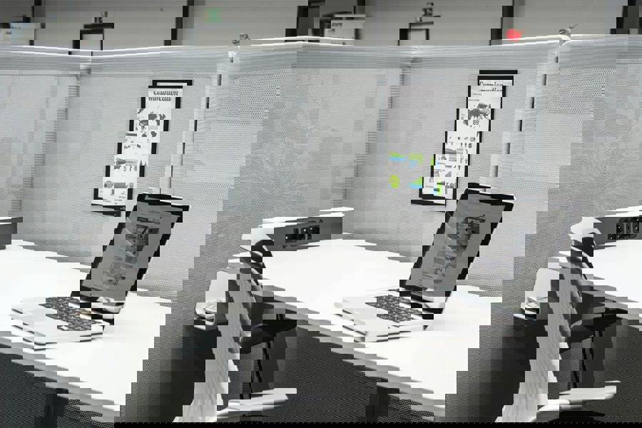 Durable DURAFRAME GRIP Fabric Adhesive Magnetic Signage Frame | A4 | Black