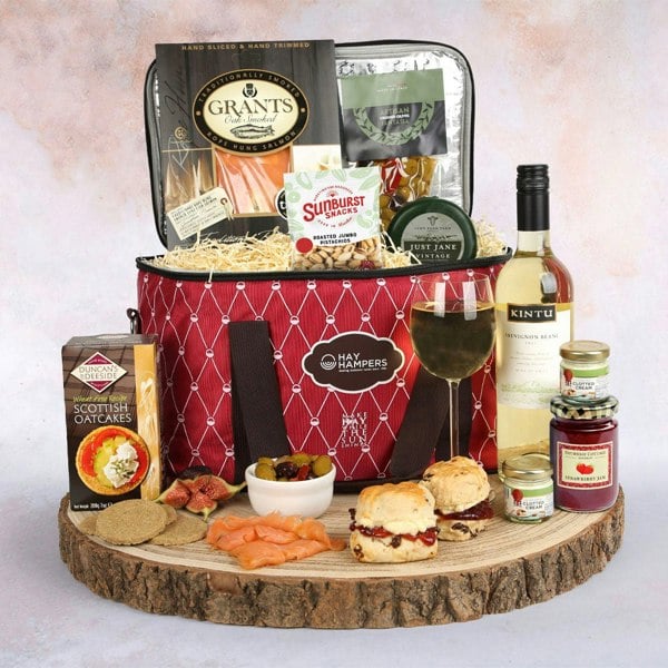 Lovely Lunch & Cream Tea Picnic