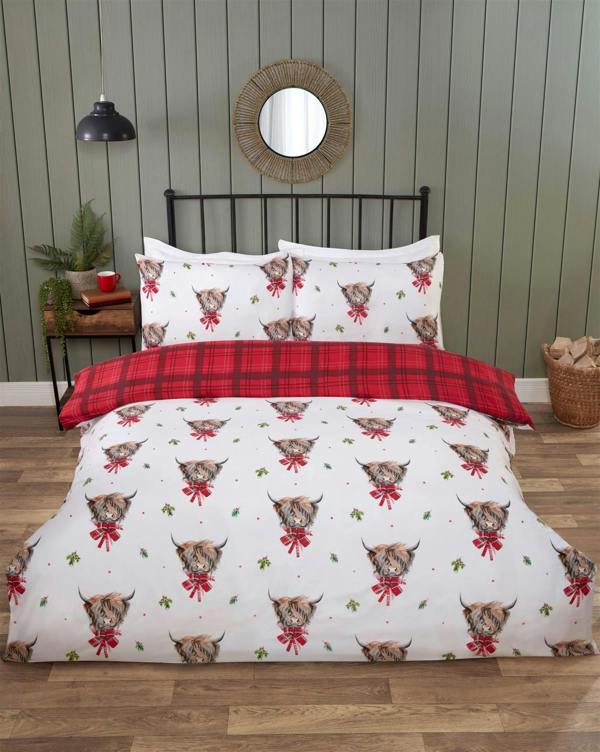 Fergus Highland Cow Red Duvet Cover Set