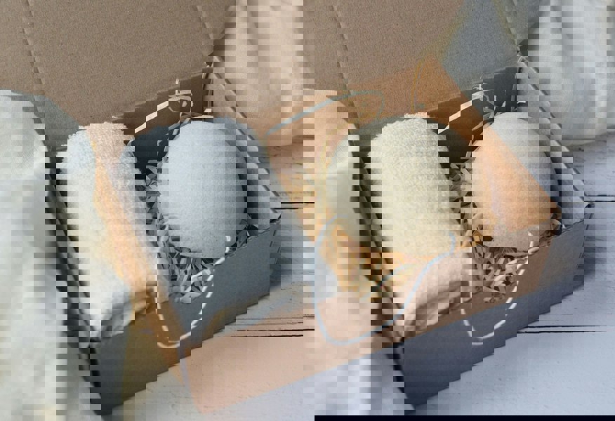 Antonia York Konjac Sponge and Bamboo Cloth Gift Box Facial Care Cleansing and Exfoliation