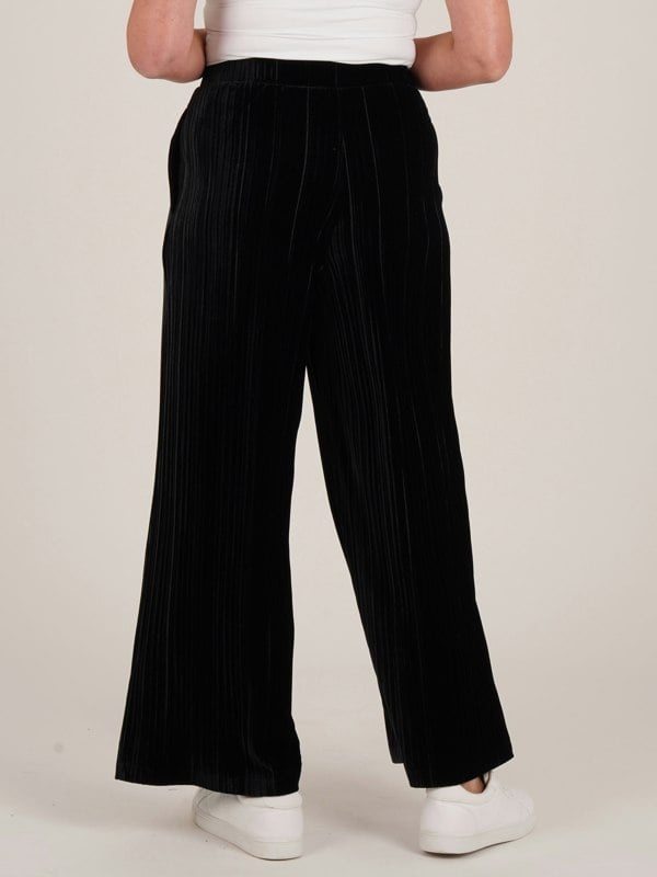 TIGI-Wear Plisse Pull On Trousers