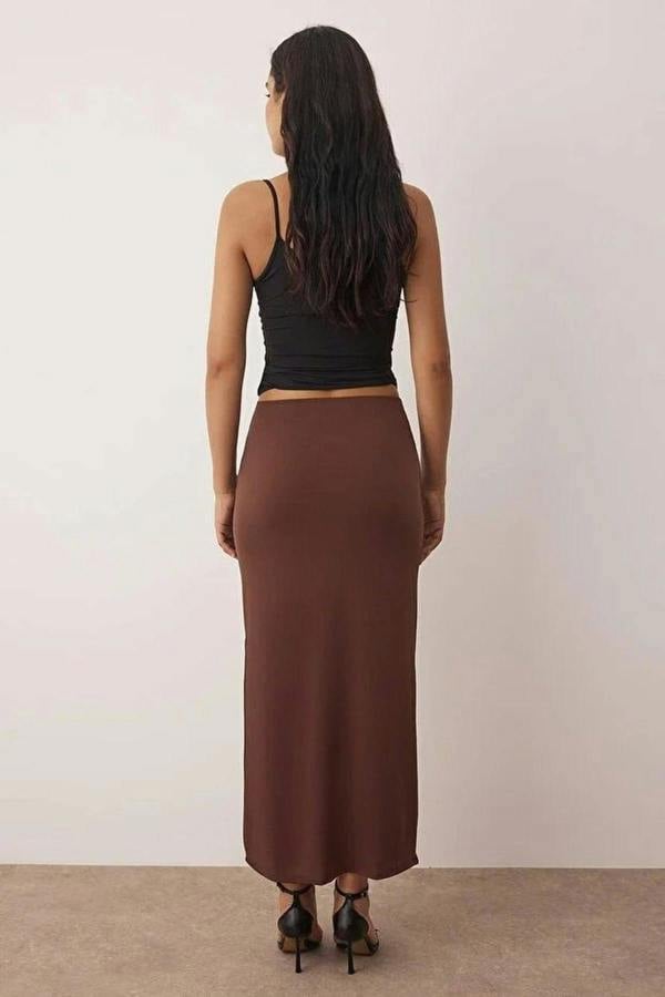 WOVCOR Slit Maxi Knit Skirt with Belt Detail