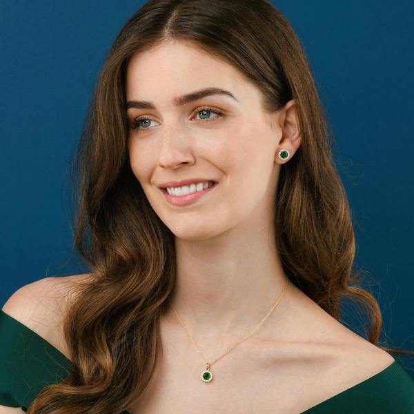 namana Gold Plated 925 Sterling Silver Green Round Halo Pendant Necklace For Women