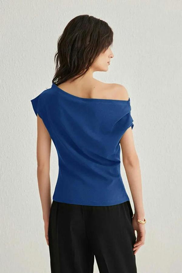 Hoxton Gal Draped, Gathered Detail Knit Blouse with Asymmetric Neckline