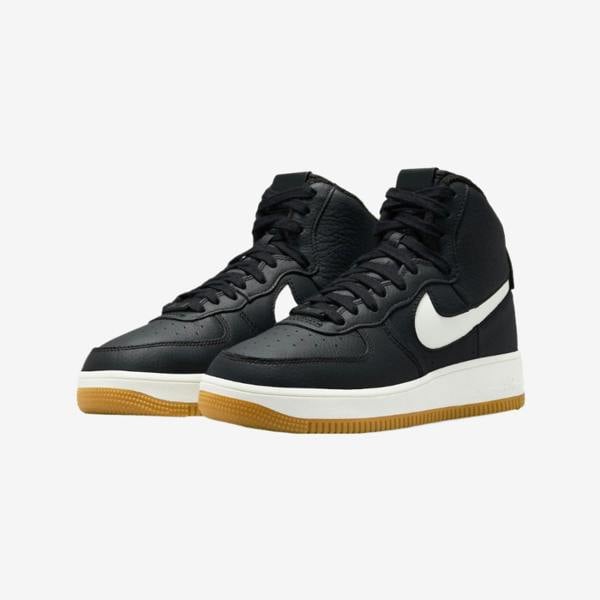 Nike DQ5007-001 Sneakers   in  Black