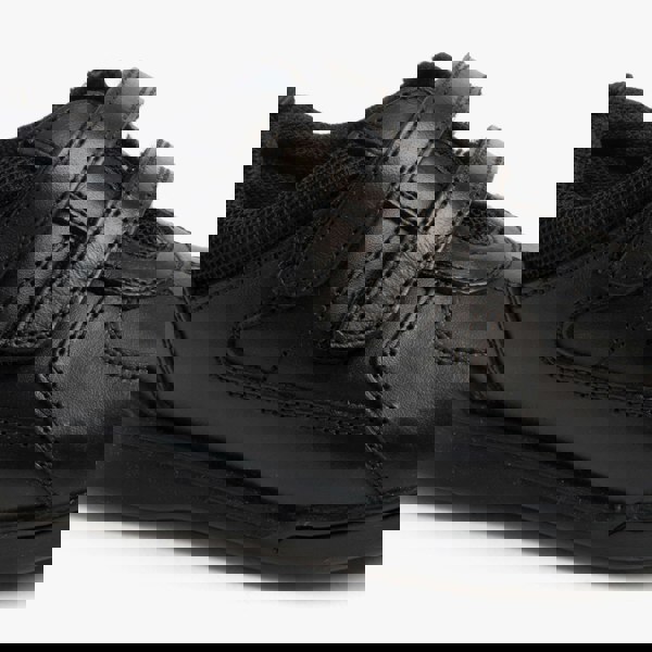 1560932816-04600900.jpg