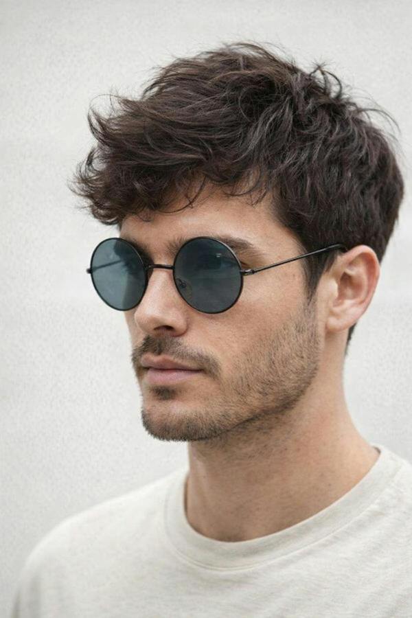 Round Metal Sunglasses In Shiny Black - svnx