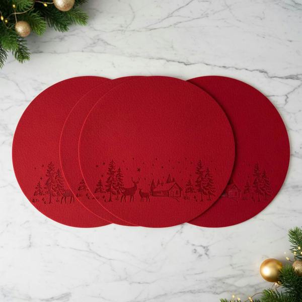 Garden Greatness Set Of 4 Christmas Scene Felt Placemats