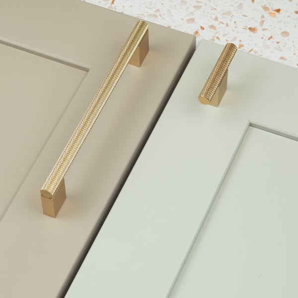 Handle & Home Knurled Brass Boss Handles