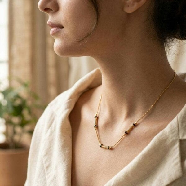 The Colourful Aura Black Bead Gold Chain Necklace | 18ct Gold Plated