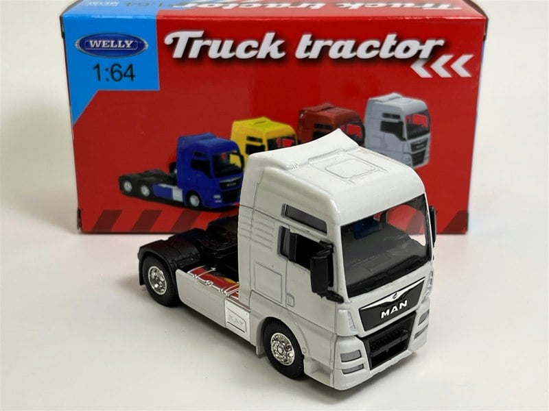 Welly Man TGX XXL White 1:64 Scale Welly Truck Tractor 68010S