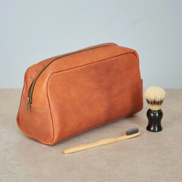 Paper High Large Brown Leather Wash Bag