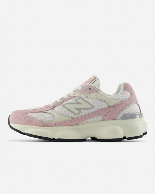 New Balance 603 Womens Trainers - Pink Salt | CHO | Designer Womens Trainers