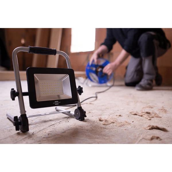 Brennenstuhl Work Light Portable Floodlight Lightweight & Foldable - Indoor or Outdoor Light - 4500 Lumen