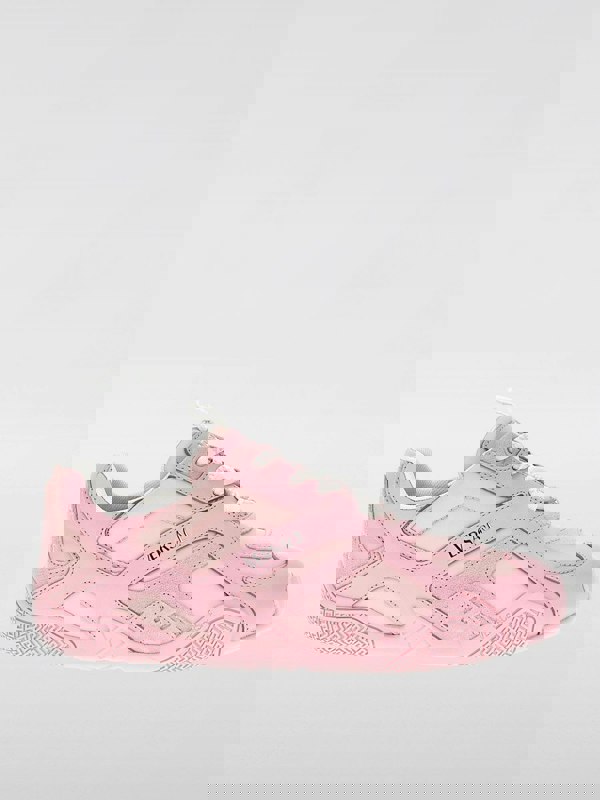 264525669.jpg