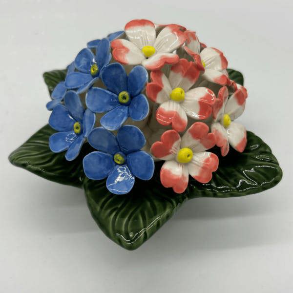 Memorials Direct Ceramic Primrose / Forget Me Not Mix