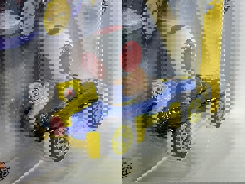 mario kart toad mach 8 hot wheels hdb35