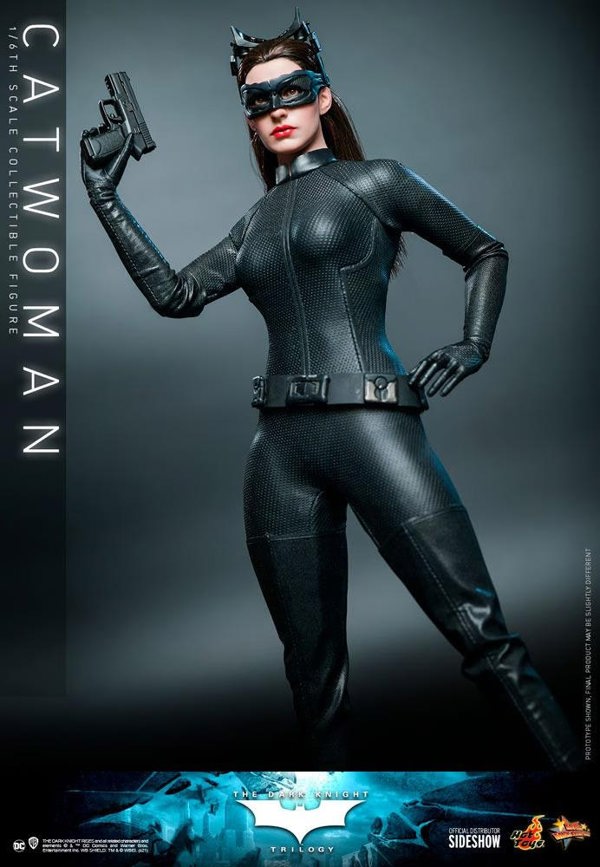 Hot Toys Catwoman The Dark Knight Trilogy Movie Action Figure 1:6 Scale Hot Toys 909931