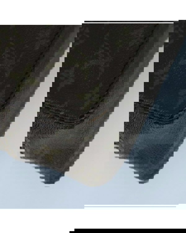 208421905.jpg