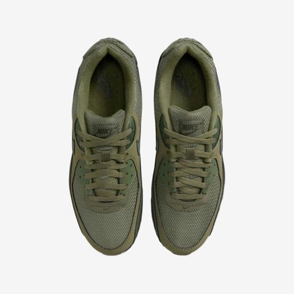 Nike HQ3828-200 Sneakers   in  Black