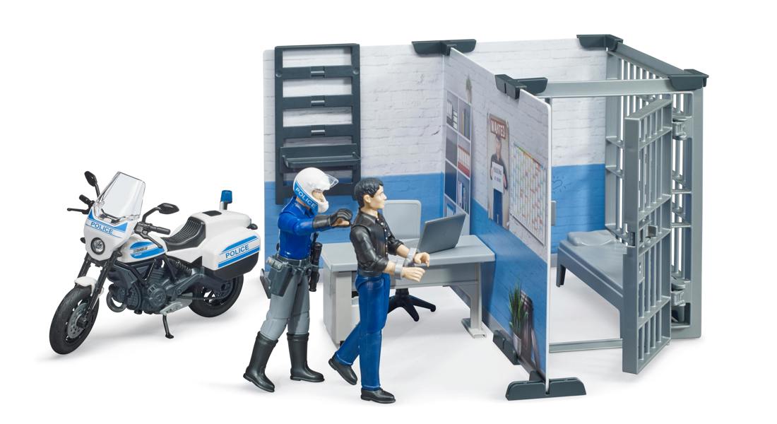 Bruder bworld Police station with police motorbike Police Vehicle Playset