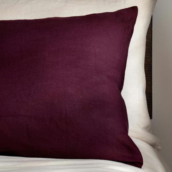 Aubergine French Linen Pillowcases close-up detail 1 | Soak and Sleep
