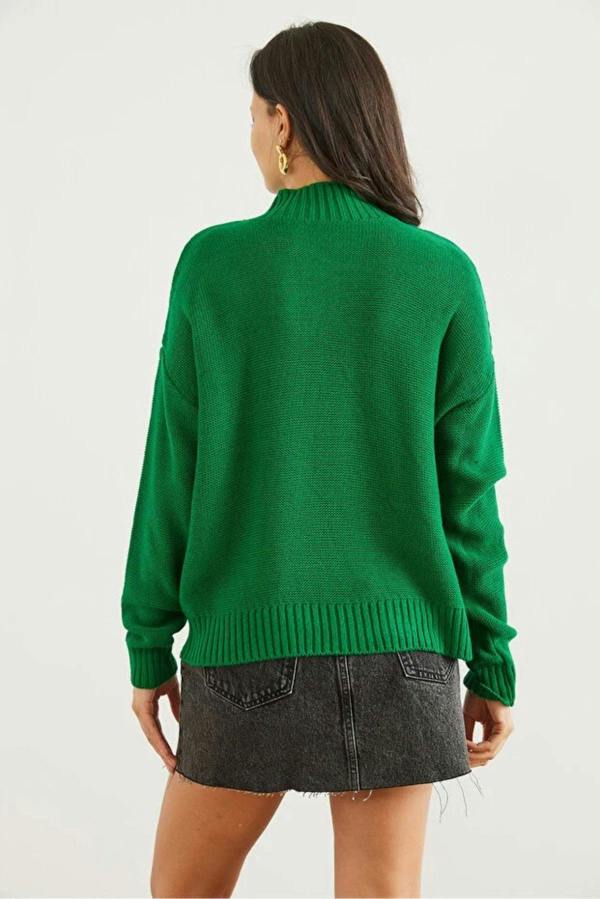 Hoxton Gal High-Neck Cable Knit Sweater